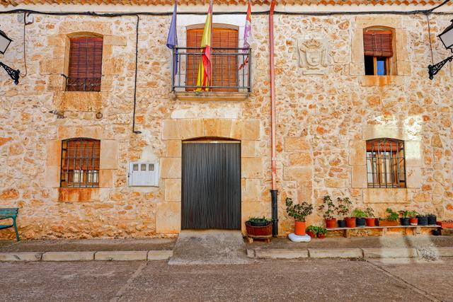 CIRUELOS DE CERVERA